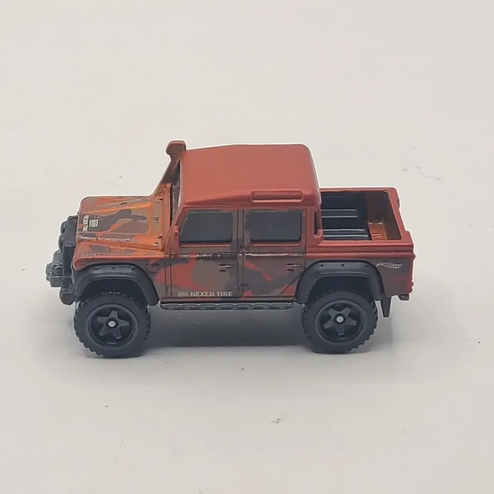 2019 Hot Wheels BAJA BLAZERS '15 Orange Land Rover Defender Double Cab LOOSE